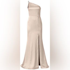 Worn once. Hemmed a little bit and taken in under arms.